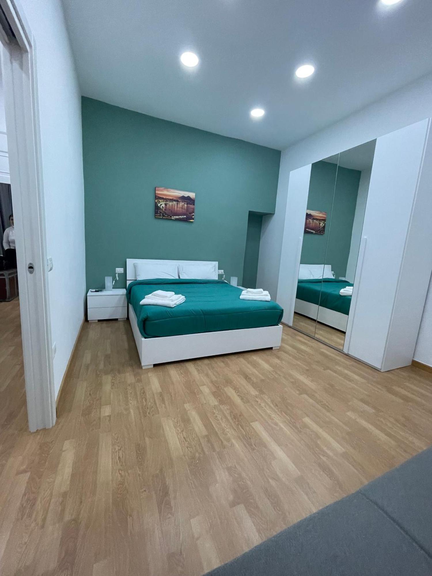 Pontecorvo 26 Apartment Наполи Екстериор снимка