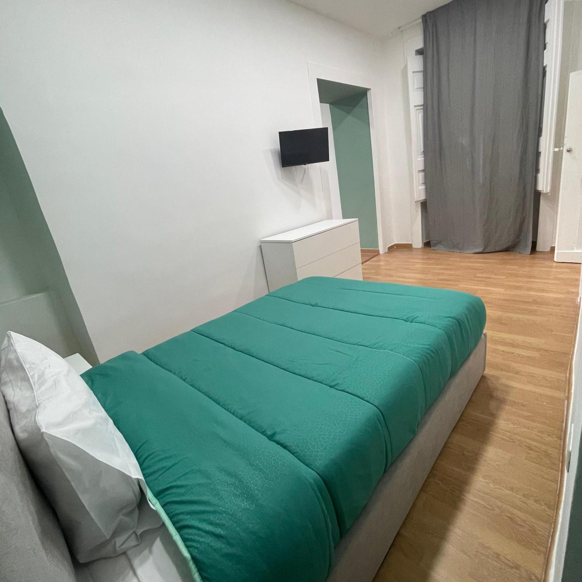 Pontecorvo 26 Apartment Наполи Екстериор снимка