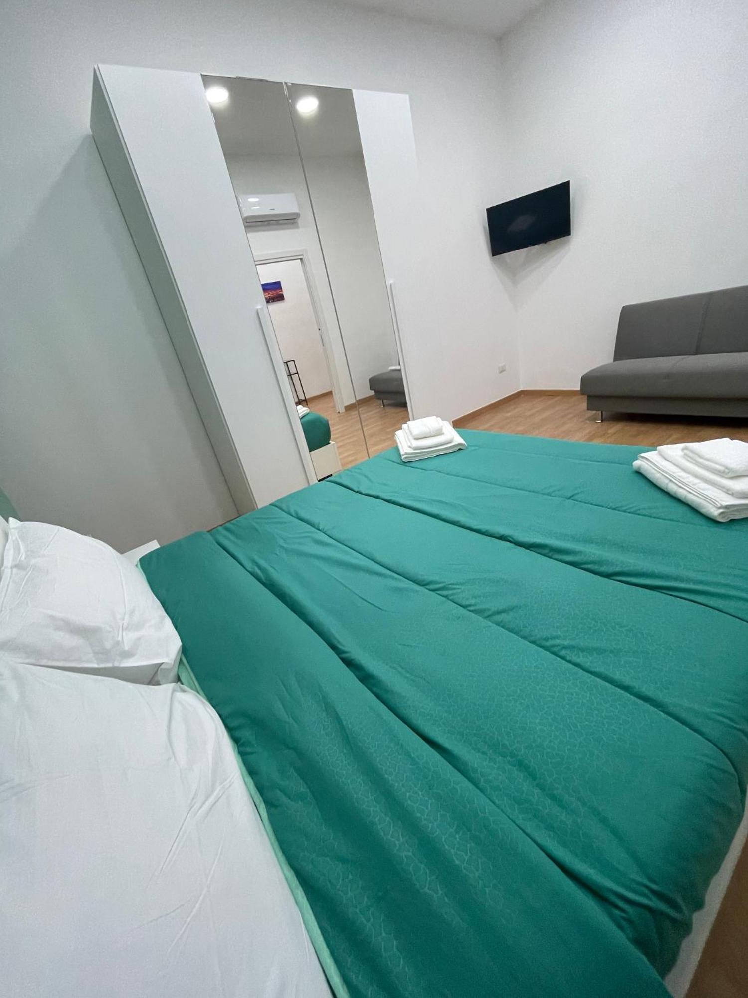 Pontecorvo 26 Apartment Наполи Екстериор снимка
