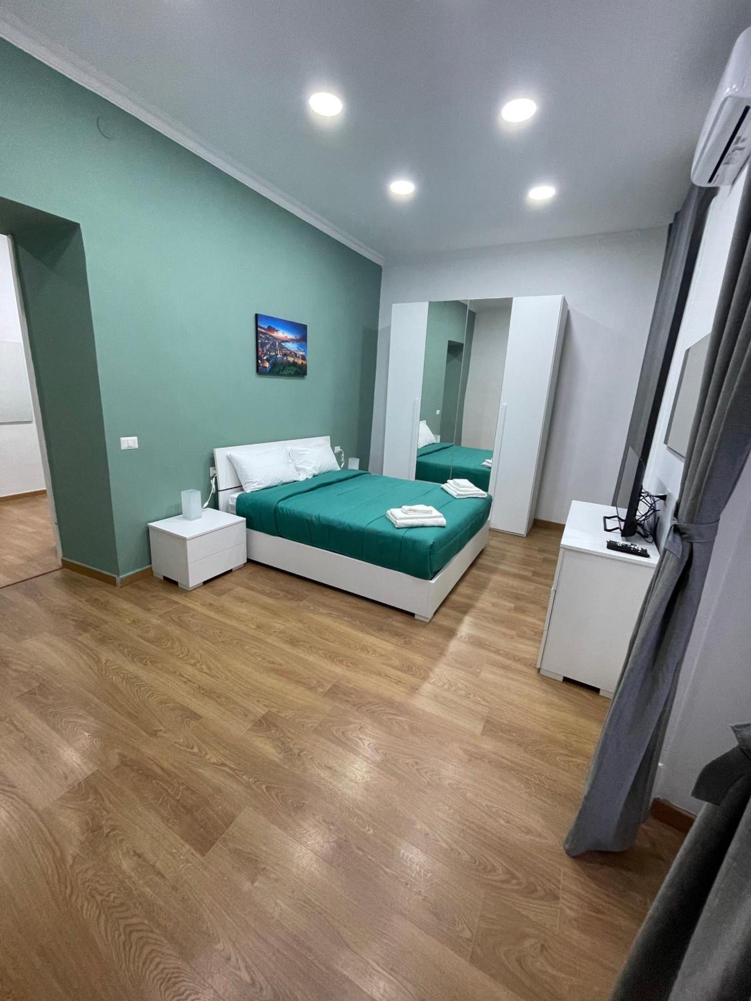 Pontecorvo 26 Apartment Наполи Екстериор снимка
